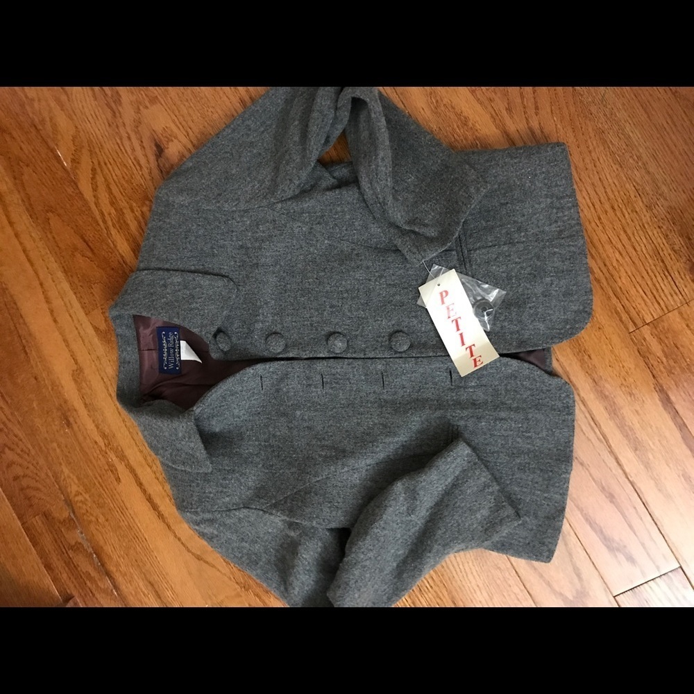 New grey Blazer size small - Picture 2 of 5